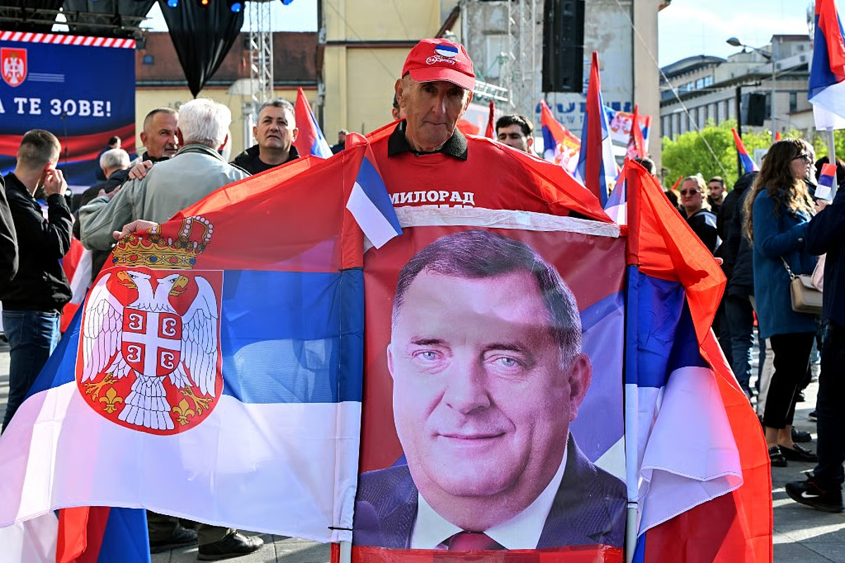 Bosnia’s Fragile Peace Faces Its Gravest Test Since Dayton