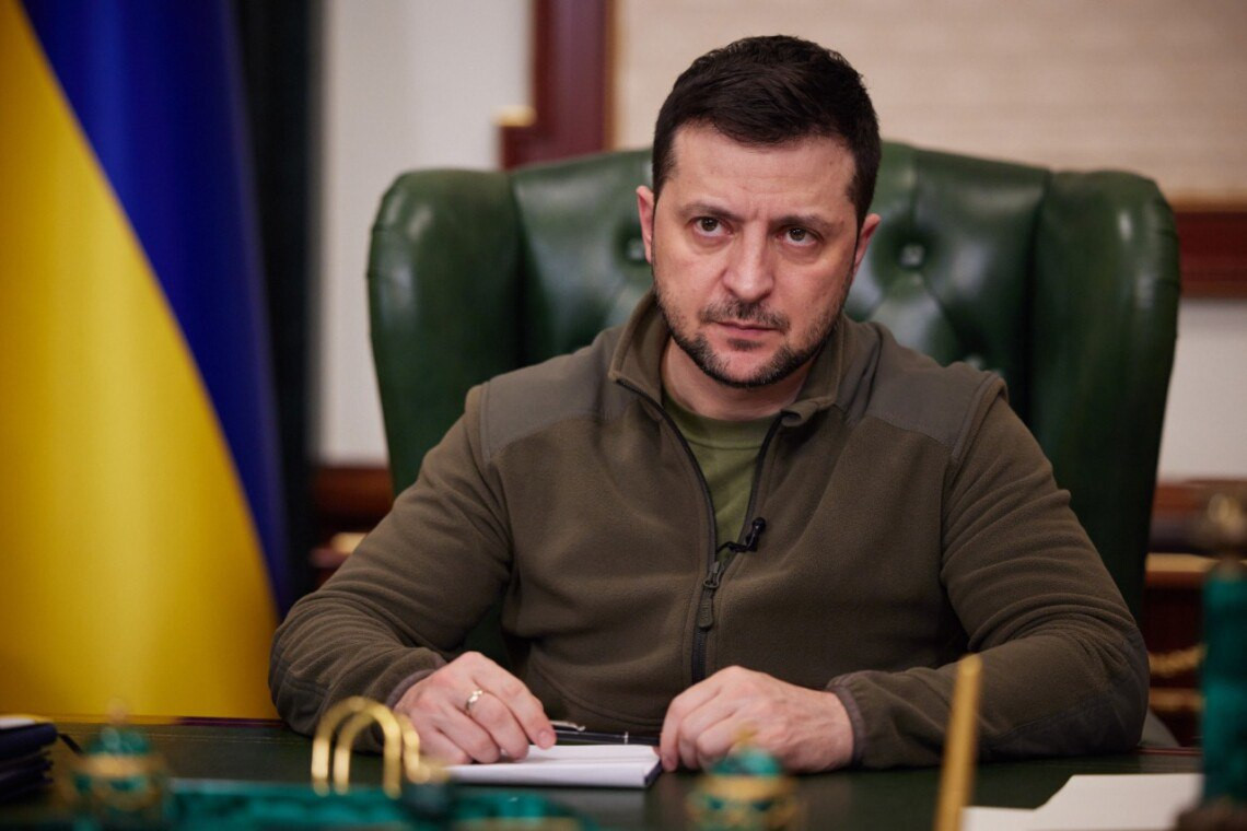 Usurpation of power in Ukraine: Zelensky between democracy and  criticism